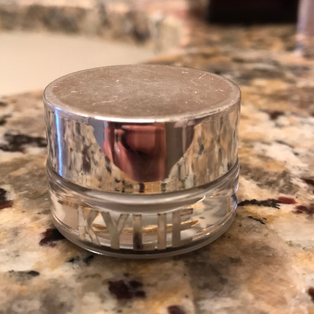 2016 Kylie cosmetics holiday